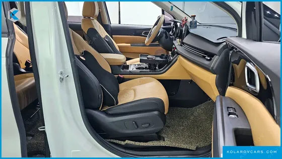KIA CARNIVAL DIESEL 9-SEATER NOBLESSE