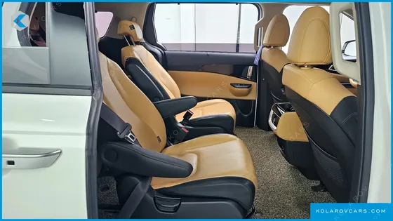 KIA CARNIVAL DIESEL 9-SEATER NOBLESSE