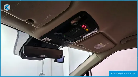 KIA CARNIVAL DIESEL 9-SEATER NOBLESSE