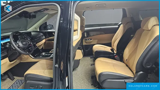 KIA CARNIVAL DIESEL 9-SEATER NOBLESSE