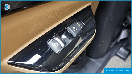 KIA CARNIVAL DIESEL 9-SEATER NOBLESSE