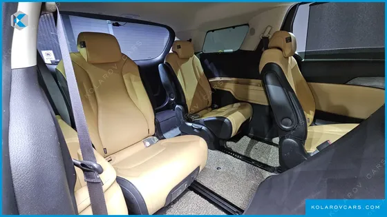KIA CARNIVAL DIESEL 9-SEATER NOBLESSE