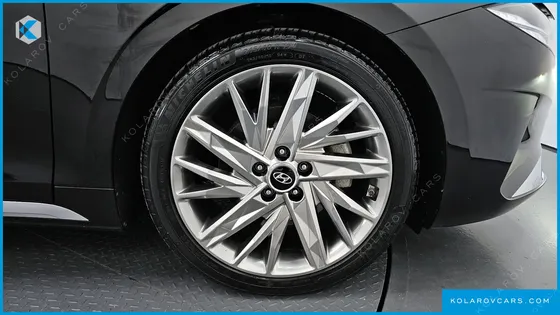 HYUNDAI GRANDEUR 2.5