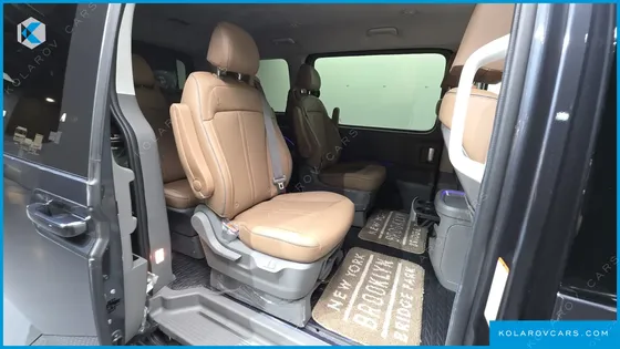 HYUNDAI STARIA L3.5 LOUNGE 9-SEATER