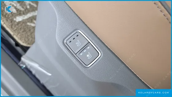 HYUNDAI STARIA L3.5 LOUNGE 9-SEATER