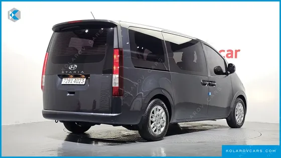 HYUNDAI STARIA TOURER 11-SEATER