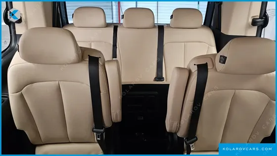HYUNDAI STARIA TOURER 11-SEATER