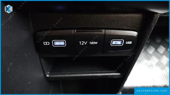HYUNDAI STARIA TOURER 11-SEATER