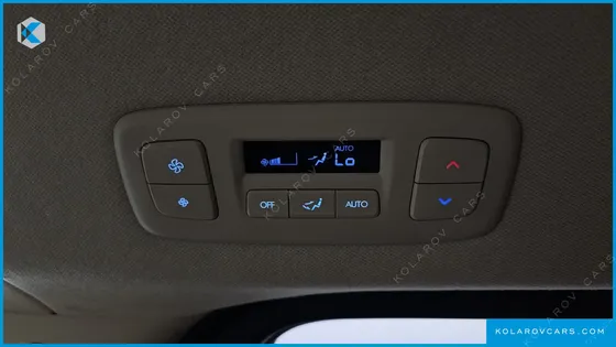 HYUNDAI STARIA TOURER 11-SEATER
