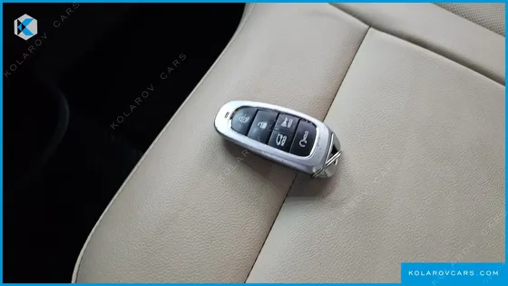 HYUNDAI STARIA TOURER 11-SEATER