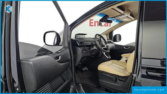 HYUNDAI STARIA L3.5 CARGO 3-SEATER