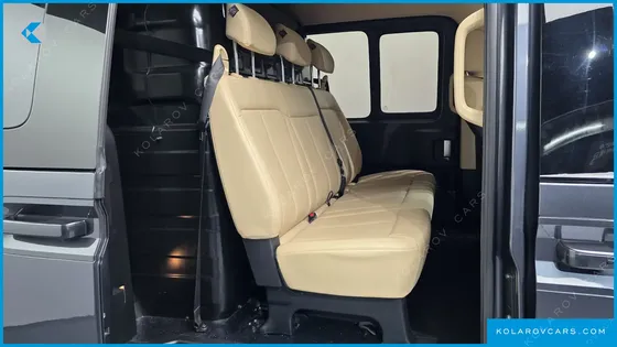 HYUNDAI STARIA CARGO 5-SEATER