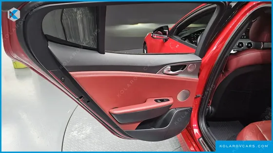 KIA STINGER 3.3 TURBO AWD