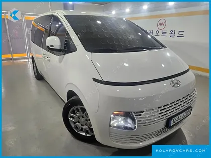 HYUNDAI STARIA TOURER 9-SEATER