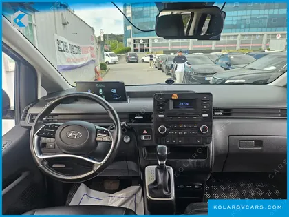 HYUNDAI STARIA TOURER 9-SEATER