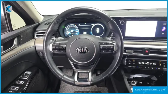 KIA K5 SIGNATURE