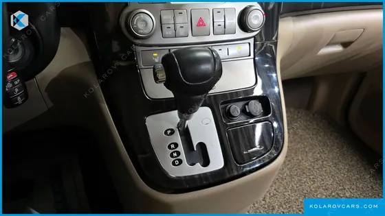 KIA CARNIVAL NEW CARNIVAL GLX