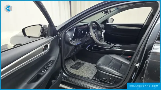 HYUNDAI GRANDEUR 3.3