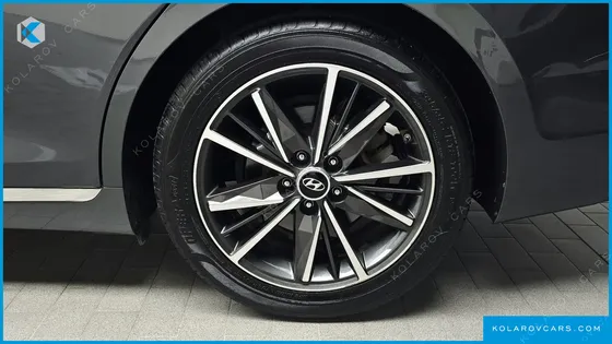 HYUNDAI GRANDEUR 3.3