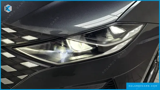 HYUNDAI GRANDEUR 3.3