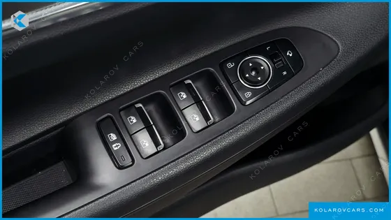 HYUNDAI GRANDEUR 3.3
