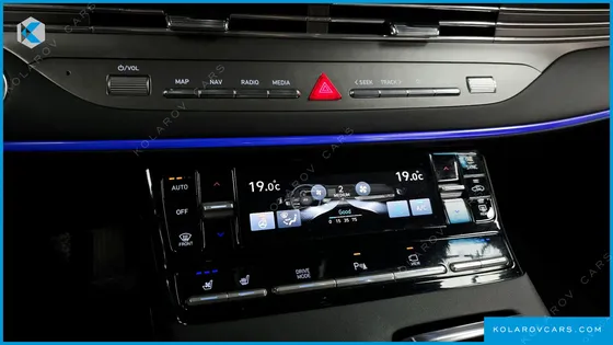 HYUNDAI GRANDEUR 3.3