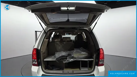 KIA CARNIVAL GRAND CARNIVAL HI LIMOUSINE GLX
