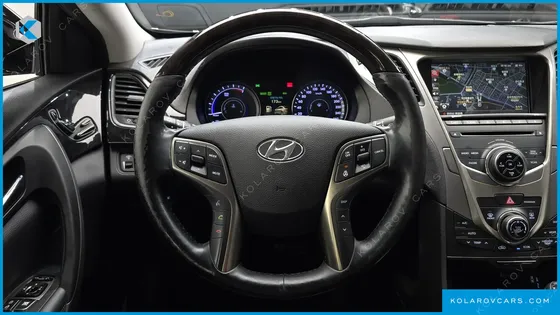HYUNDAI GRANDEUR PREMIUM
