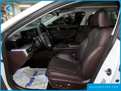 HYUNDAI GRANDEUR 2,5 GASOLINE 2WD