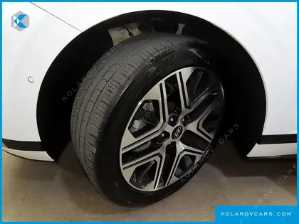 HYUNDAI GRANDEUR 2,5 GASOLINE 2WD