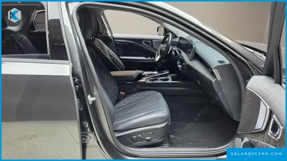 KIA K8 2.5 GASOLINE 2WD