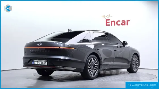 HYUNDAI GRANDEUR 2,5 GASOLINE 2WD