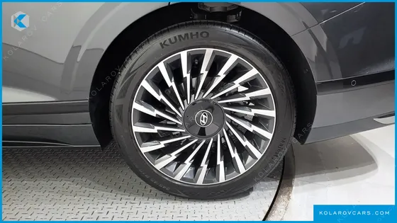 HYUNDAI GRANDEUR 2,5 GASOLINE 2WD