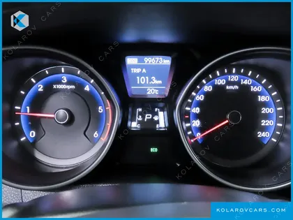 HYUNDAI I30 DIESEL 1.6 VGT UNIQUE