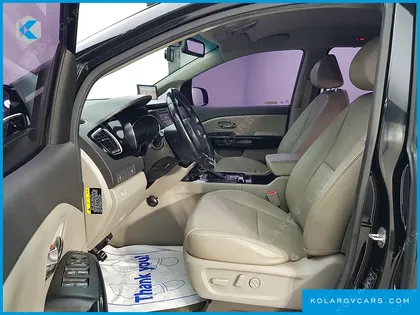 KIA CARNIVAL 11-SEATER PRESTIGE