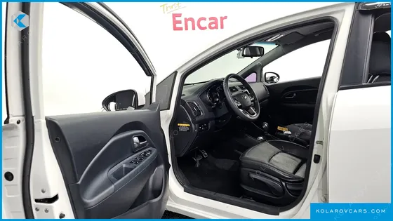 KIA PRIDE 1.6 GDI HATCHBACK