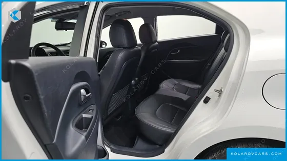 KIA PRIDE 1.6 GDI HATCHBACK