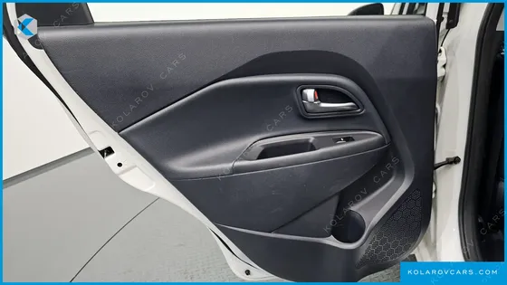 KIA PRIDE 1.6 GDI HATCHBACK