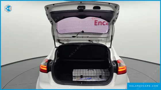 KIA PRIDE 1.6 GDI HATCHBACK