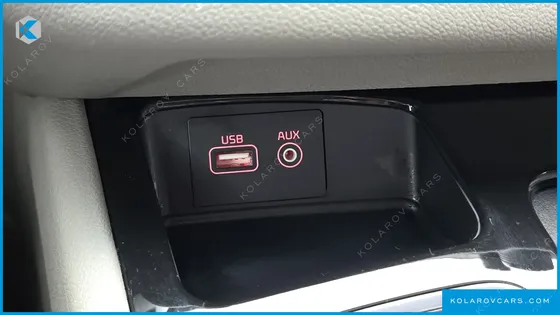 KIA CARNIVAL 11-SEATER PRESTIGE