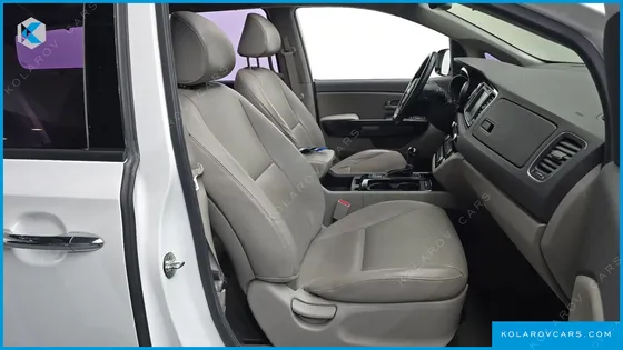 KIA CARNIVAL 11-SEATER PRESTIGE