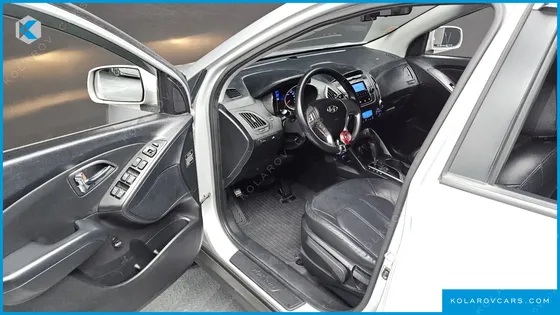 HYUNDAI TUCSON DIESEL 2WD LX20