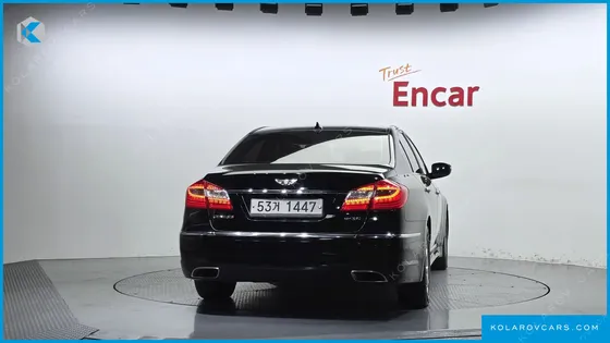 HYUNDAI GENESIS BH330 MODERN