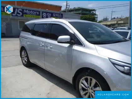 KIA CARNIVAL 9-SEATER PRESTIGE
