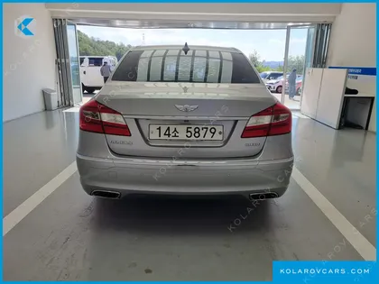 HYUNDAI GENESIS BH 330 LUXURY