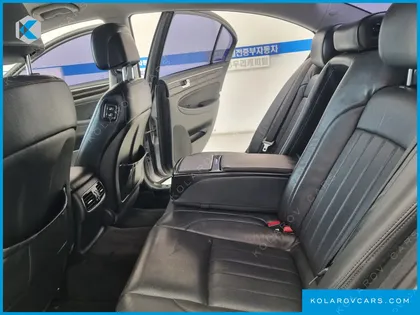 HYUNDAI GENESIS BH 330 LUXURY