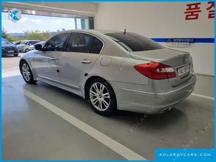 HYUNDAI GENESIS BH 330 LUXURY