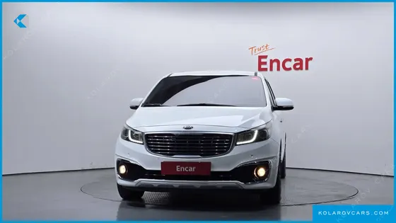 KIA CARNIVAL 9-SEATER LUXURY