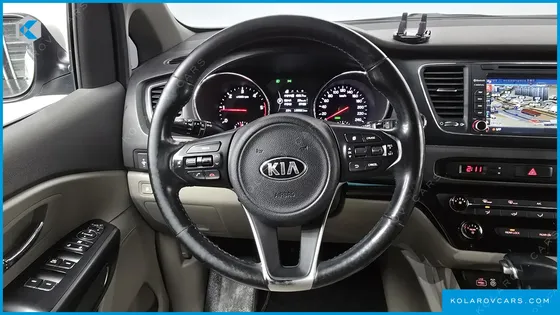 KIA CARNIVAL 9-SEATER LUXURY
