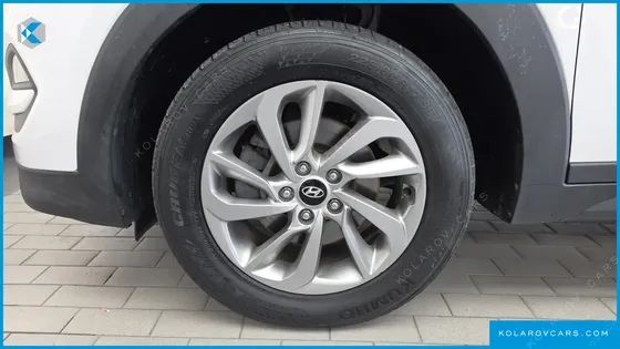 HYUNDAI TUCSON DIESEL 1.7 2WD